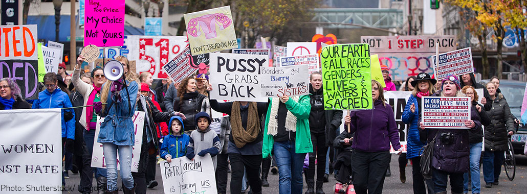 web17-womensmarch-1030x380