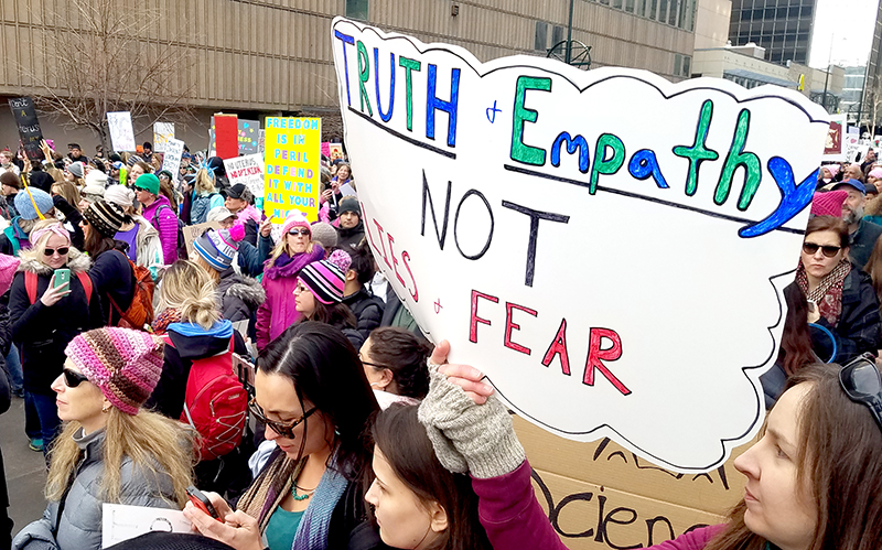 04-protest-800-20170121_093441